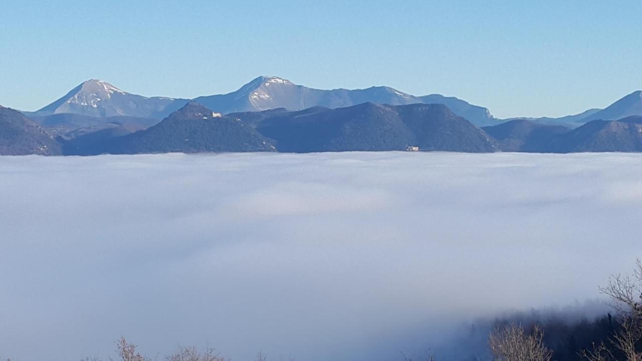 Agriturismo Countryhouse Le Giare Gubbio Dış mekan fotoğraf